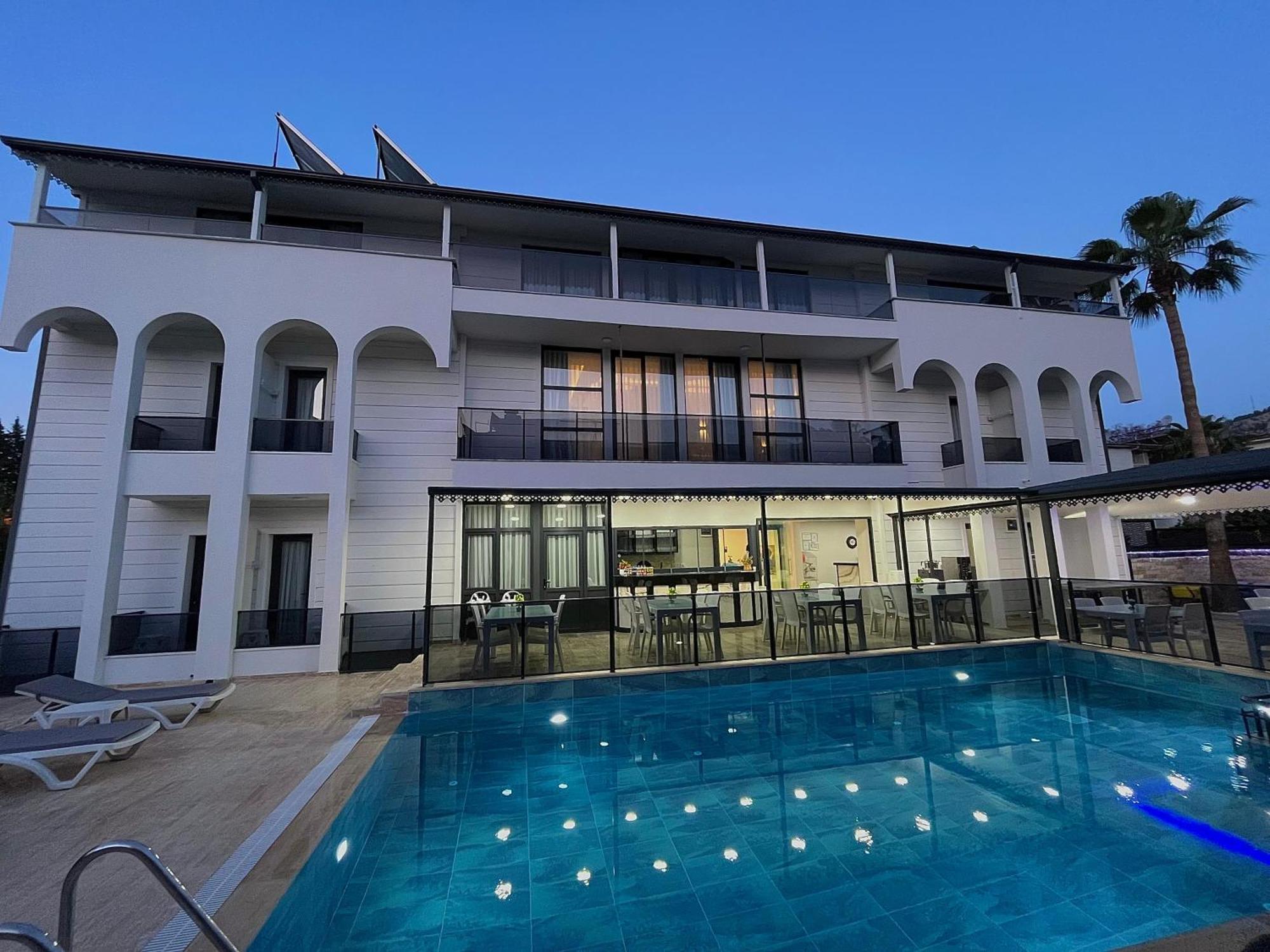 Jest Hotel 凯梅尔 外观 照片